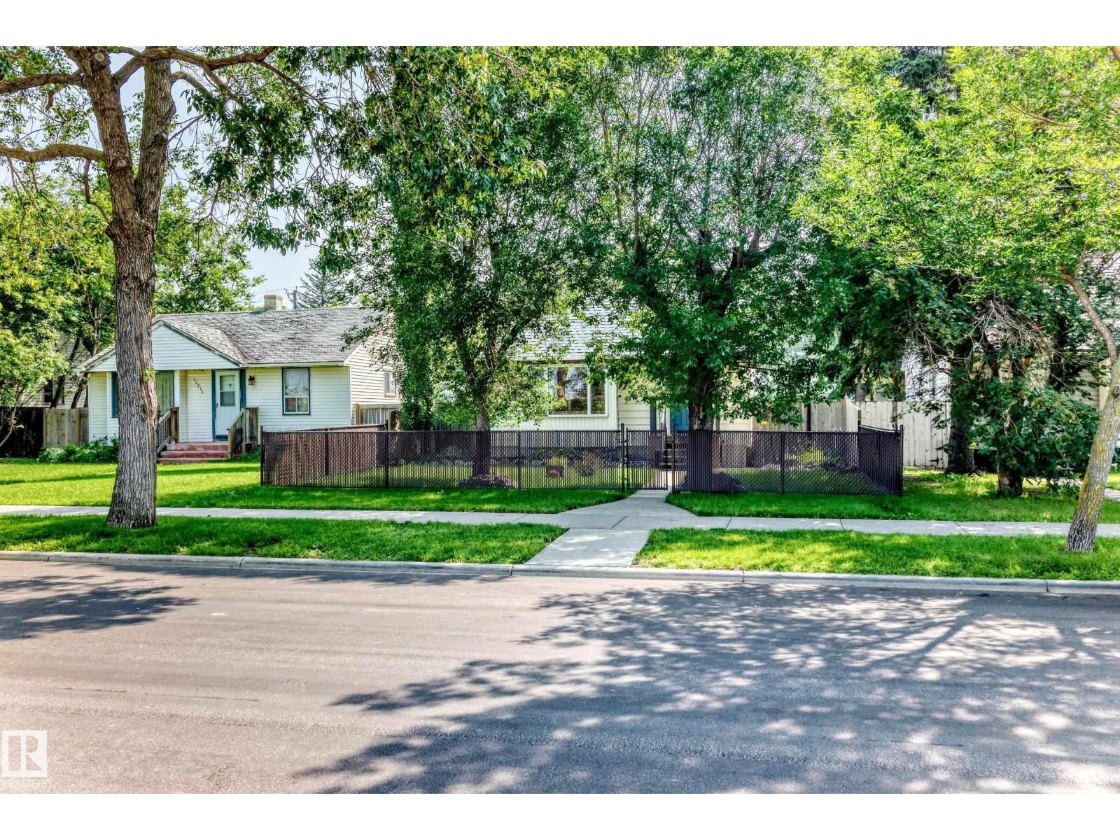 12211 107 ST NW - 59