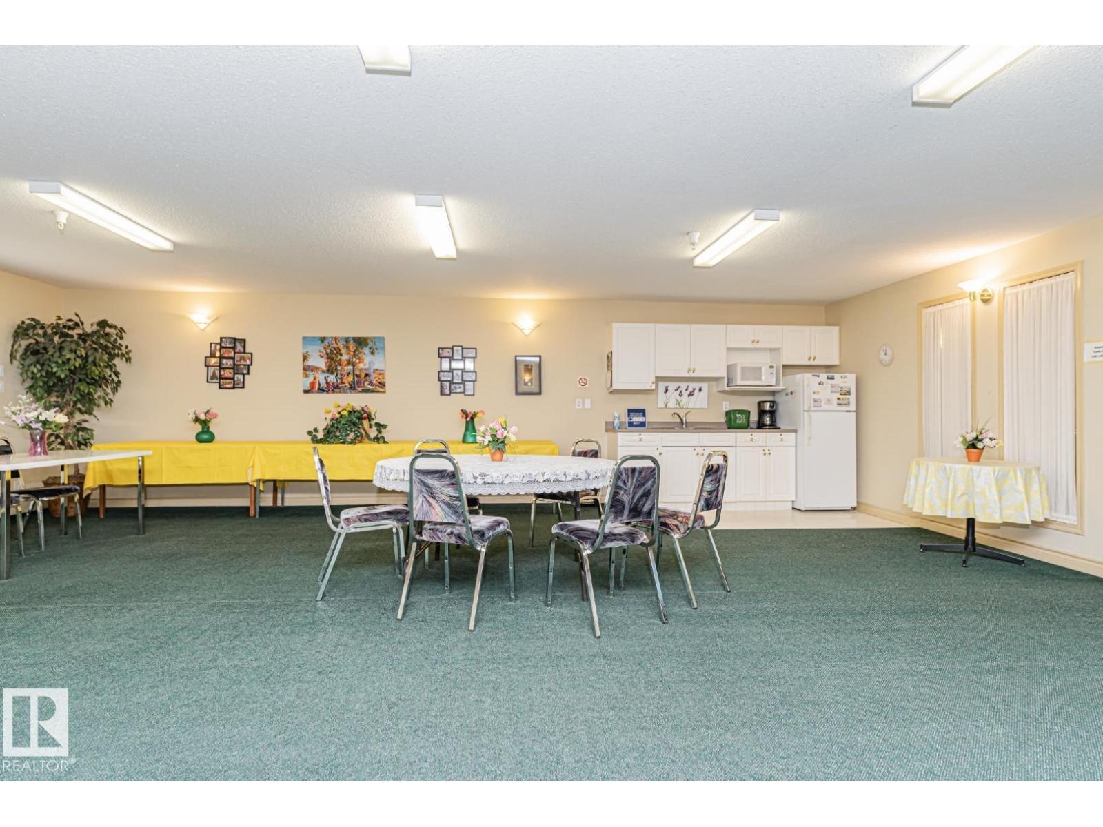104 911 Rabbit Hill RD NW - 33