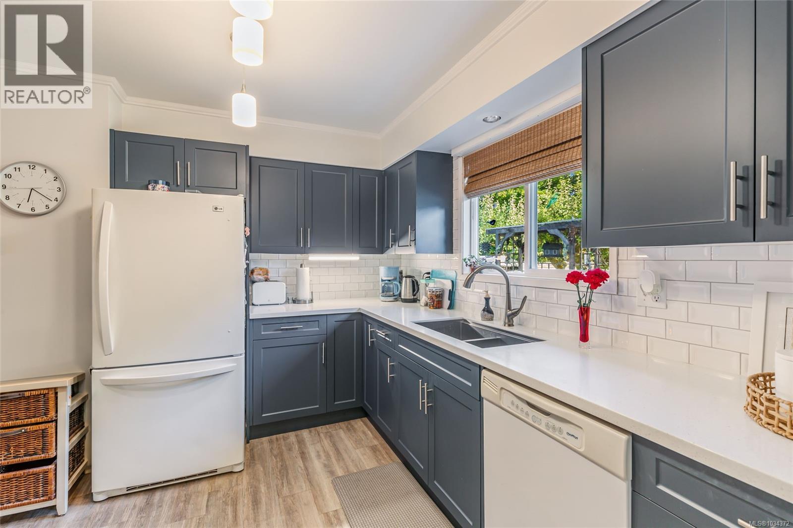 1226 Centre Rd, Qualicum Beach