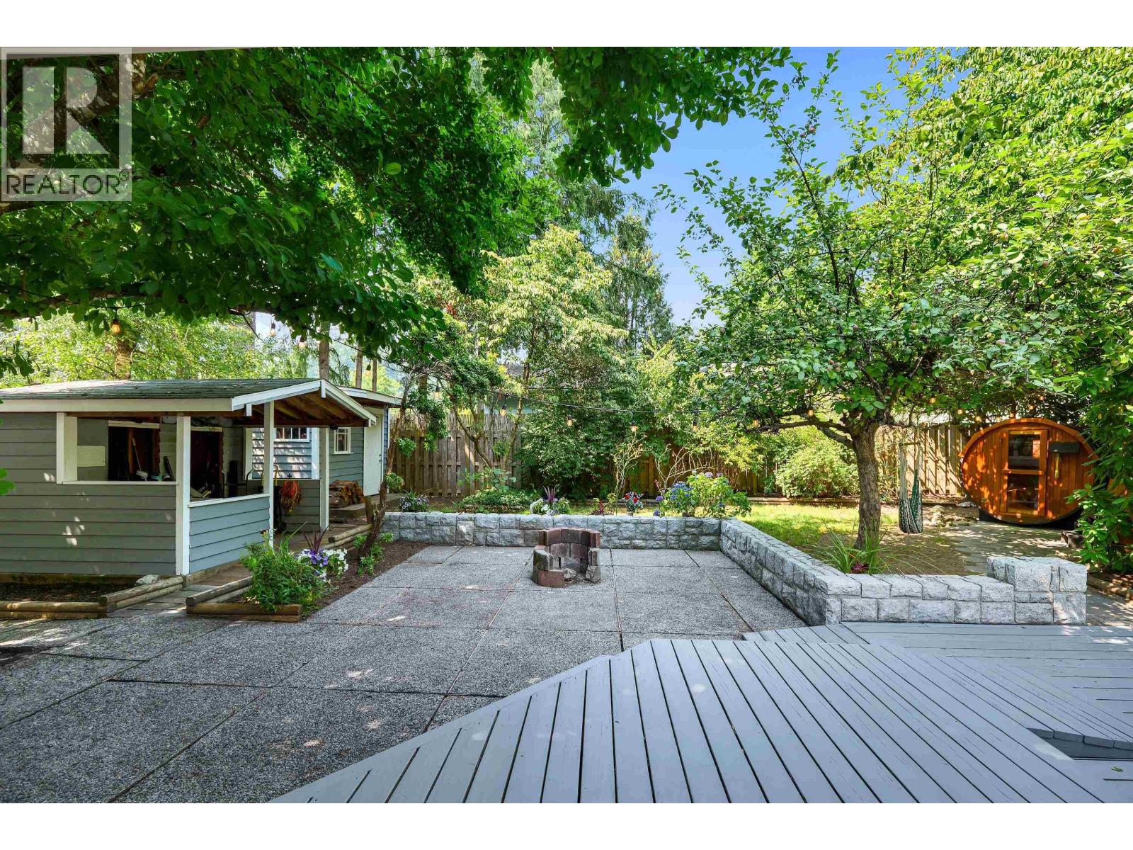 38089 GUILFORD DRIVE, Squamish