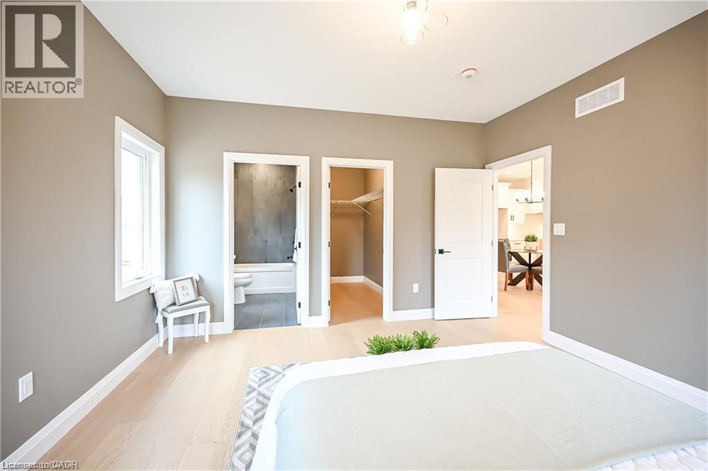 96 ST. MICHAEL'S Street - 12