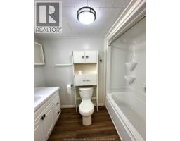 Mud room - 67 Gray Street, Chatham, ON N7M2N5 Photo 6