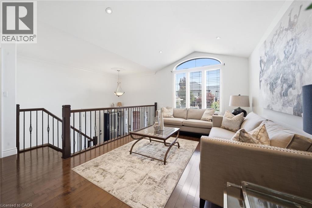 6 WESTVIEW Court - 13