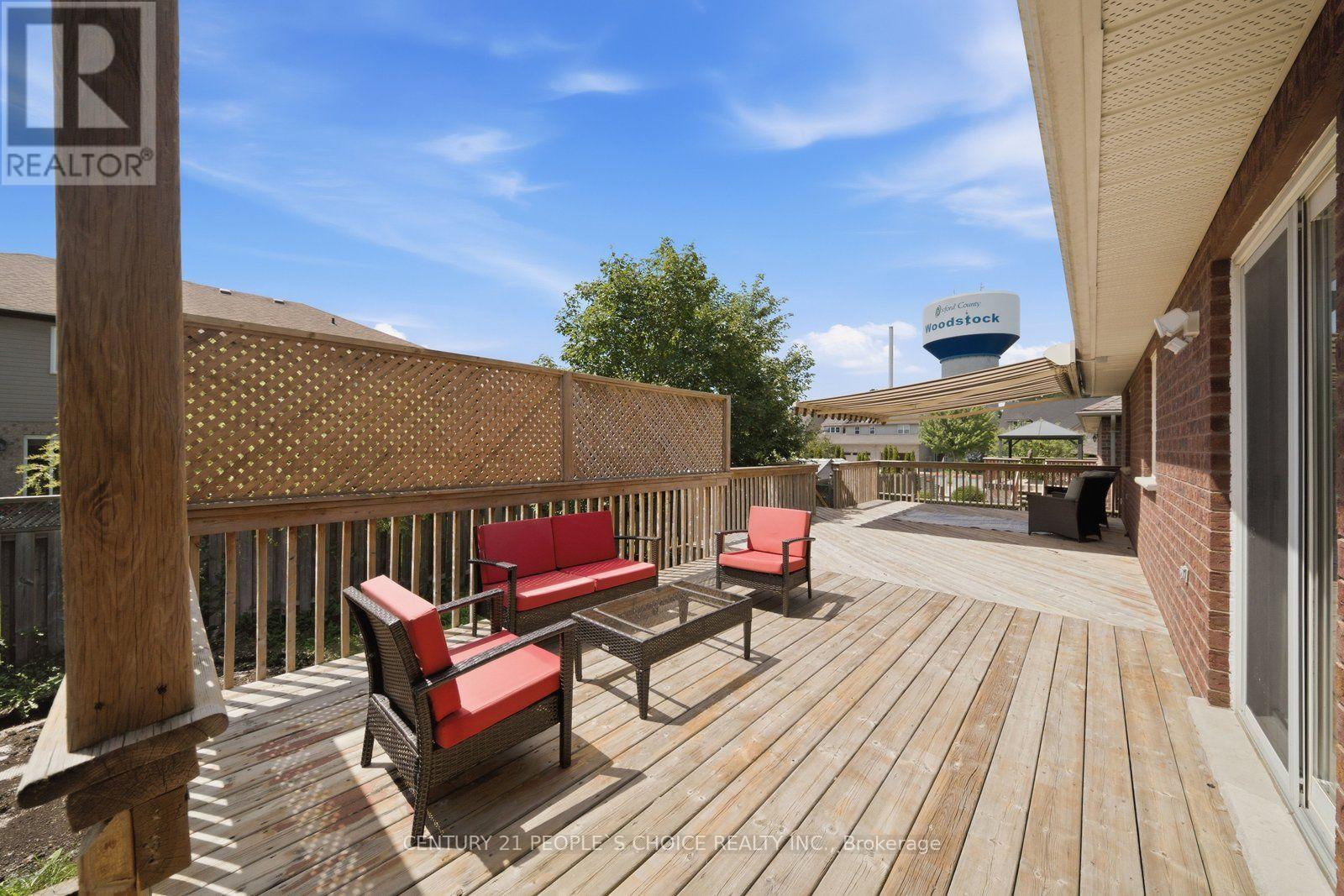 6 WESTVIEW COURT - 41