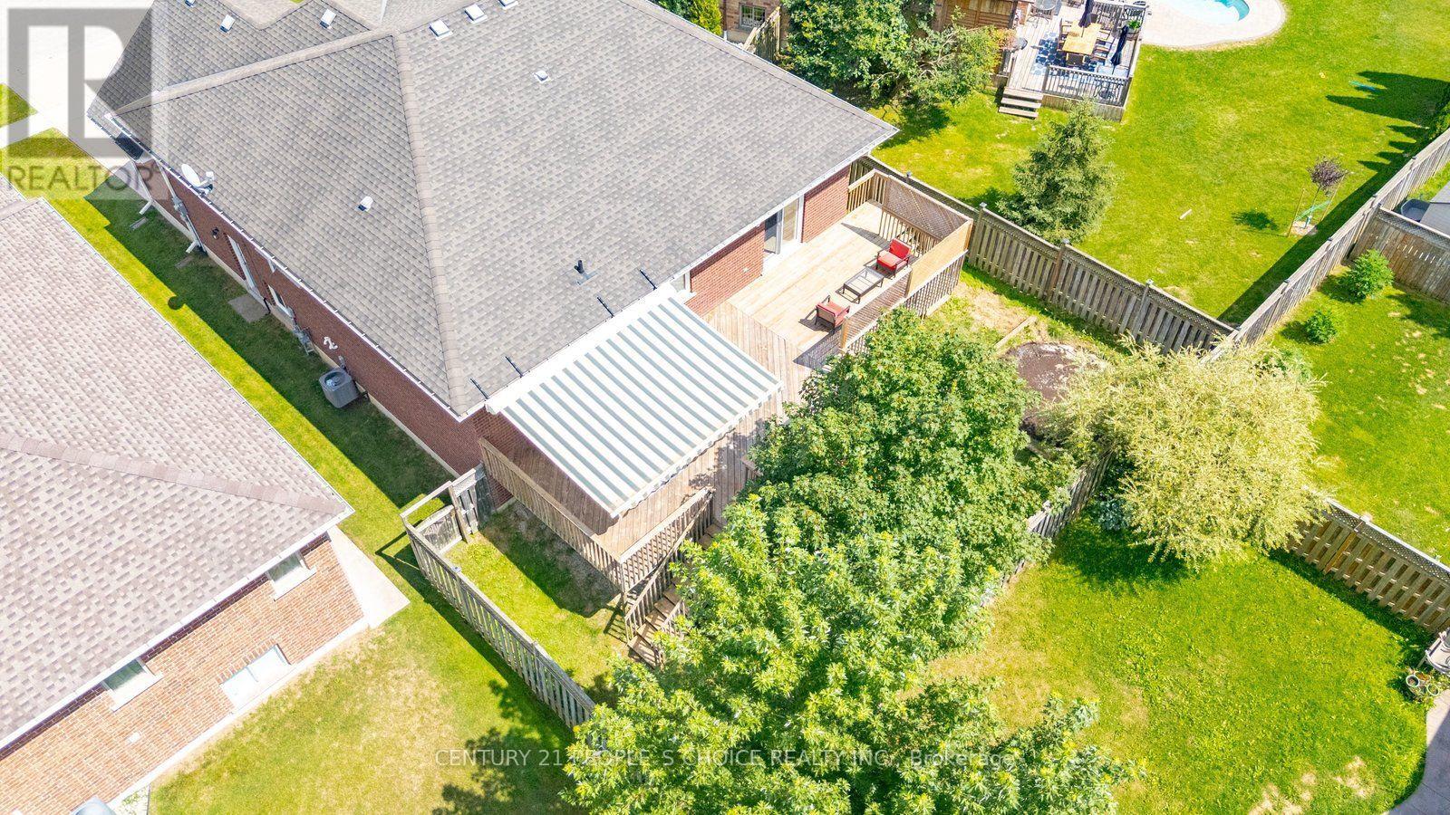 6 WESTVIEW COURT - 42
