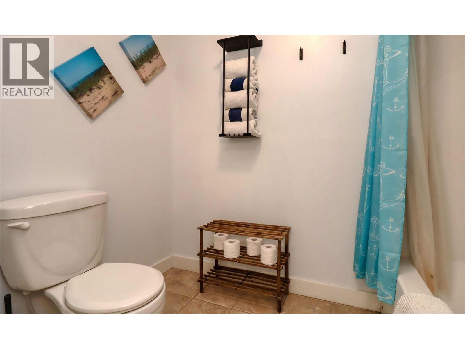 #208 302 Mara Lake Lane - 23