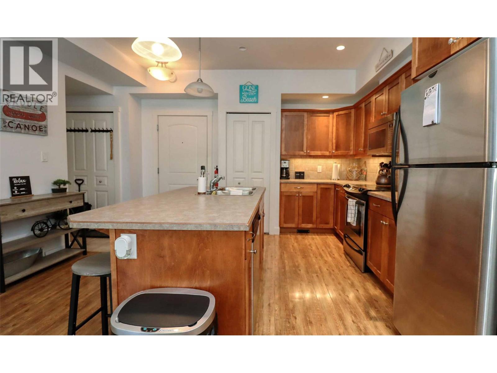 #208 302 Mara Lake Lane - 24