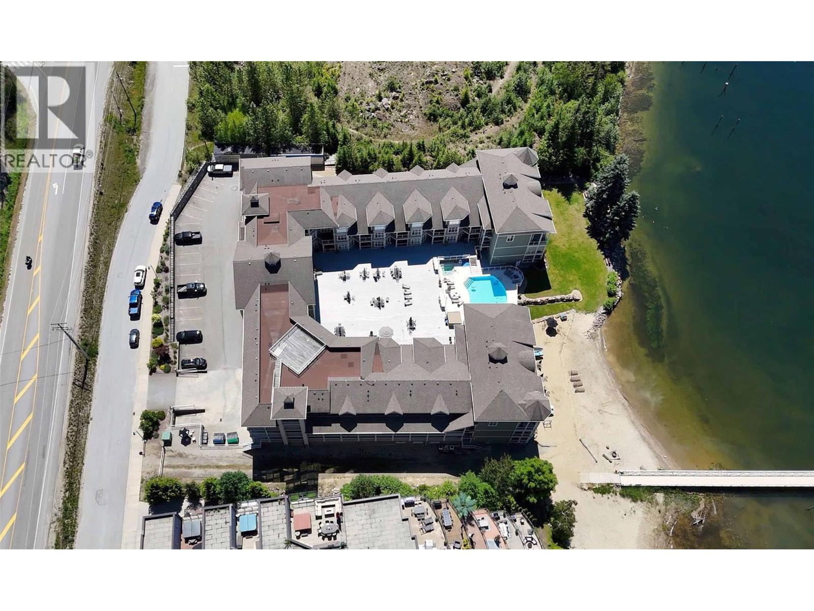 #208 302 Mara Lake Lane - 34