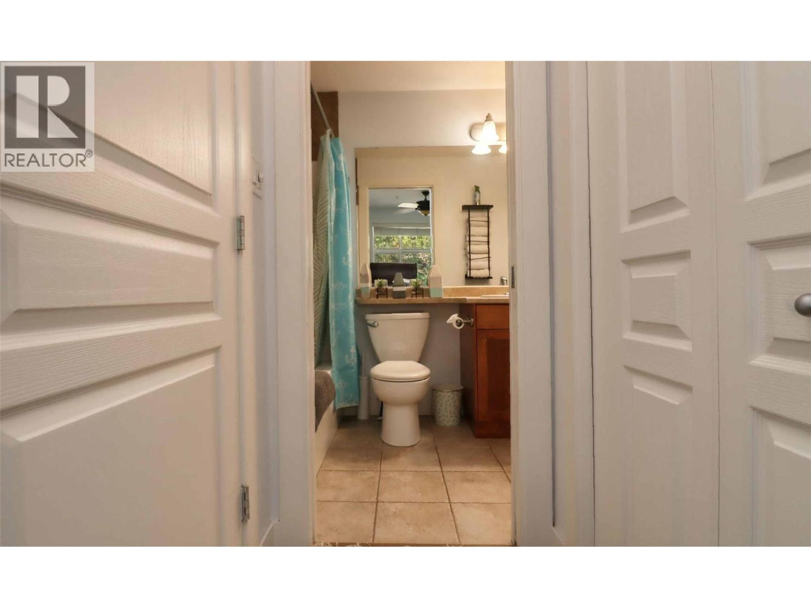 #208 302 Mara Lake Lane - 52