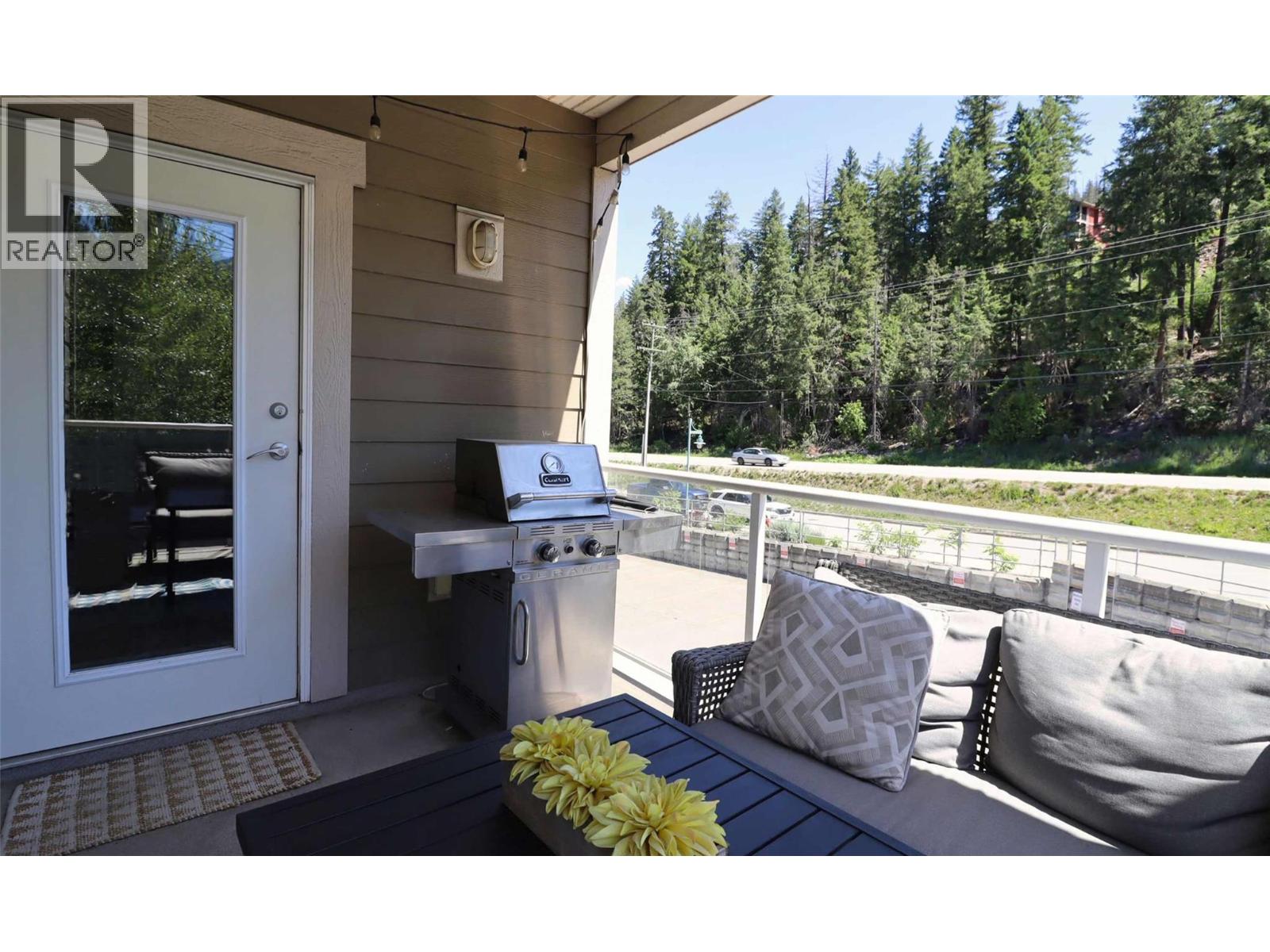 #208 302 Mara Lake Lane - 55