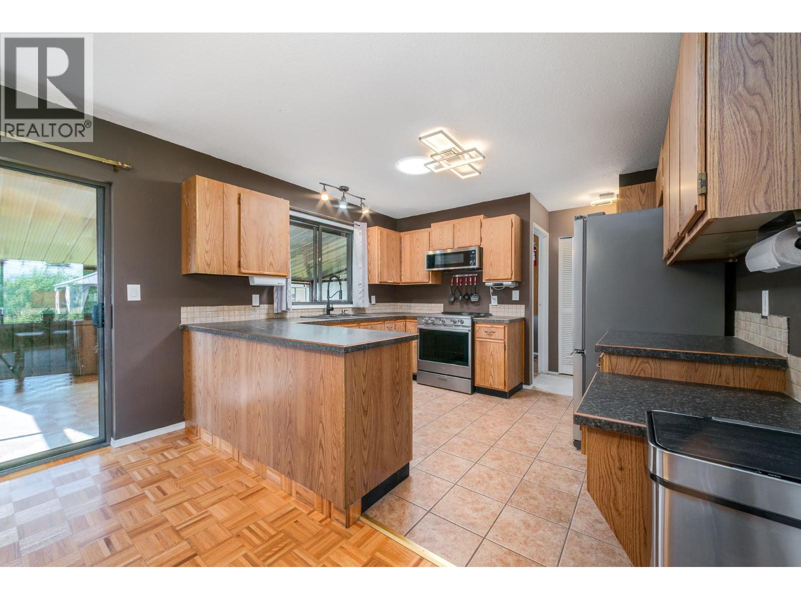 195 Felix Road - 10