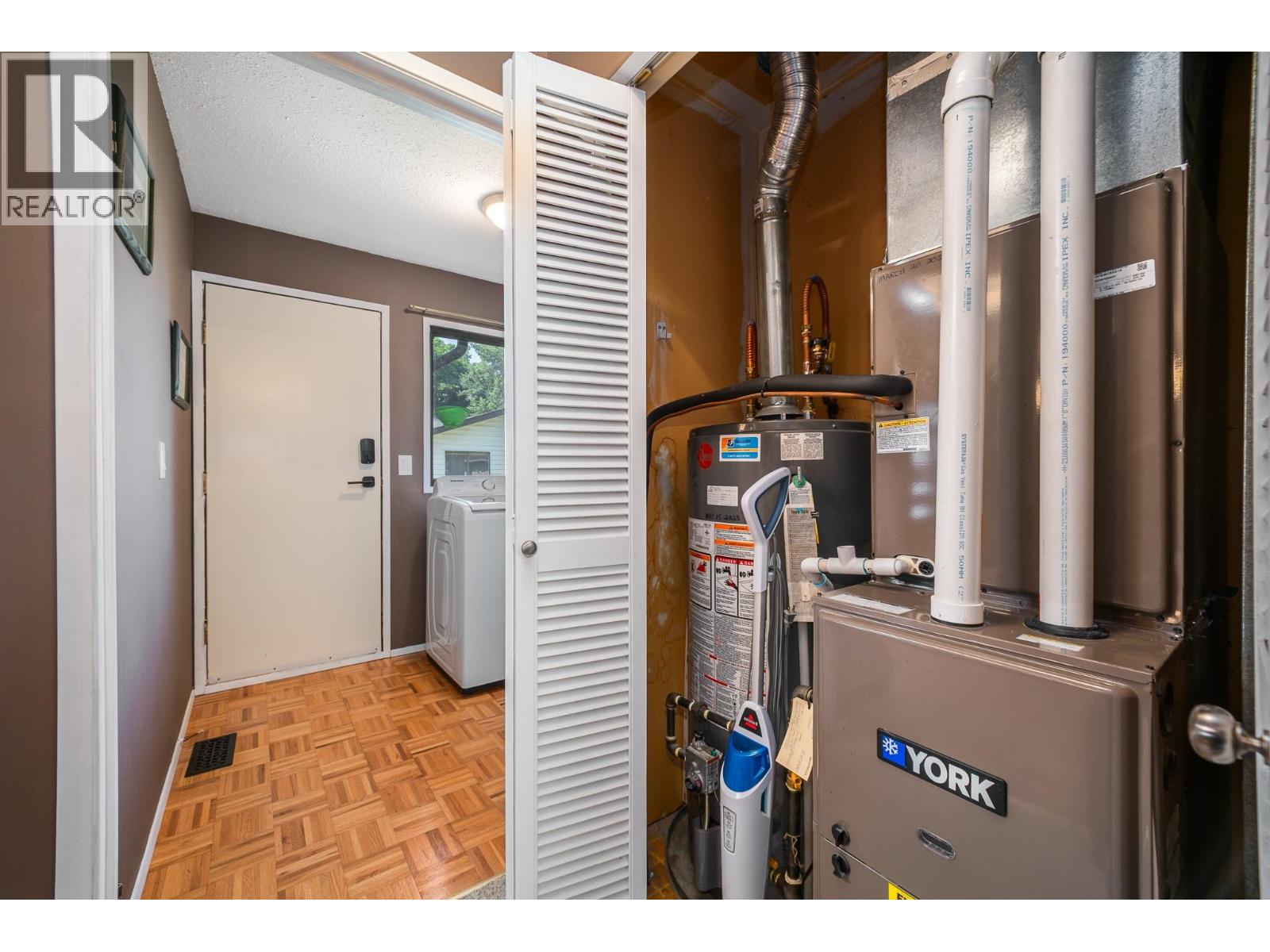 195 Felix Road - 28