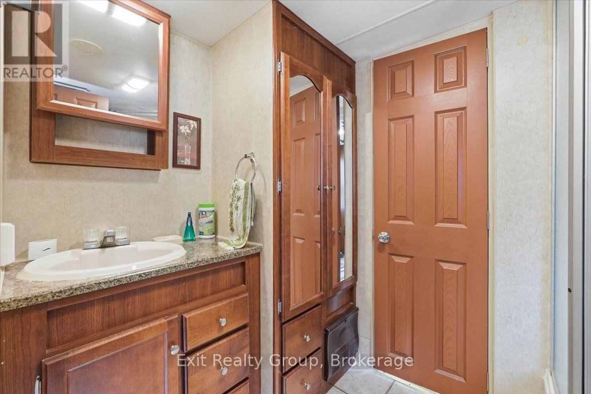 71 COOKE LANE - 12