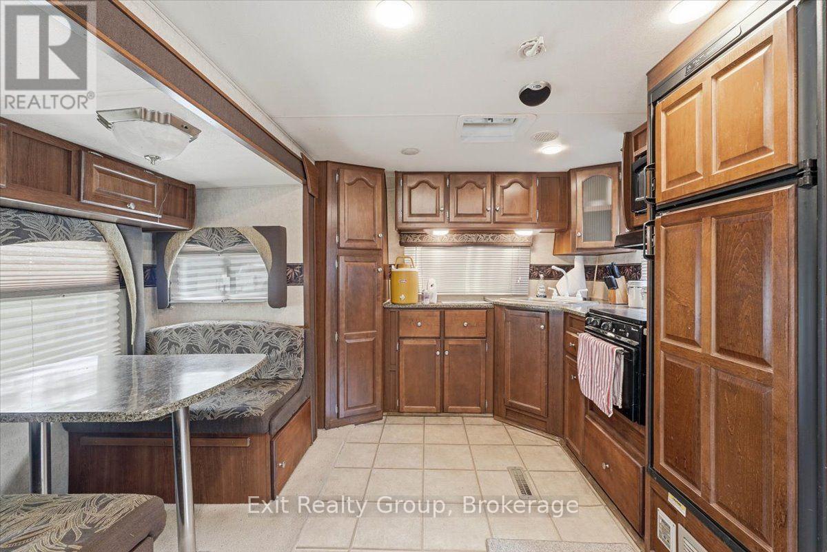 71 COOKE LANE - 8