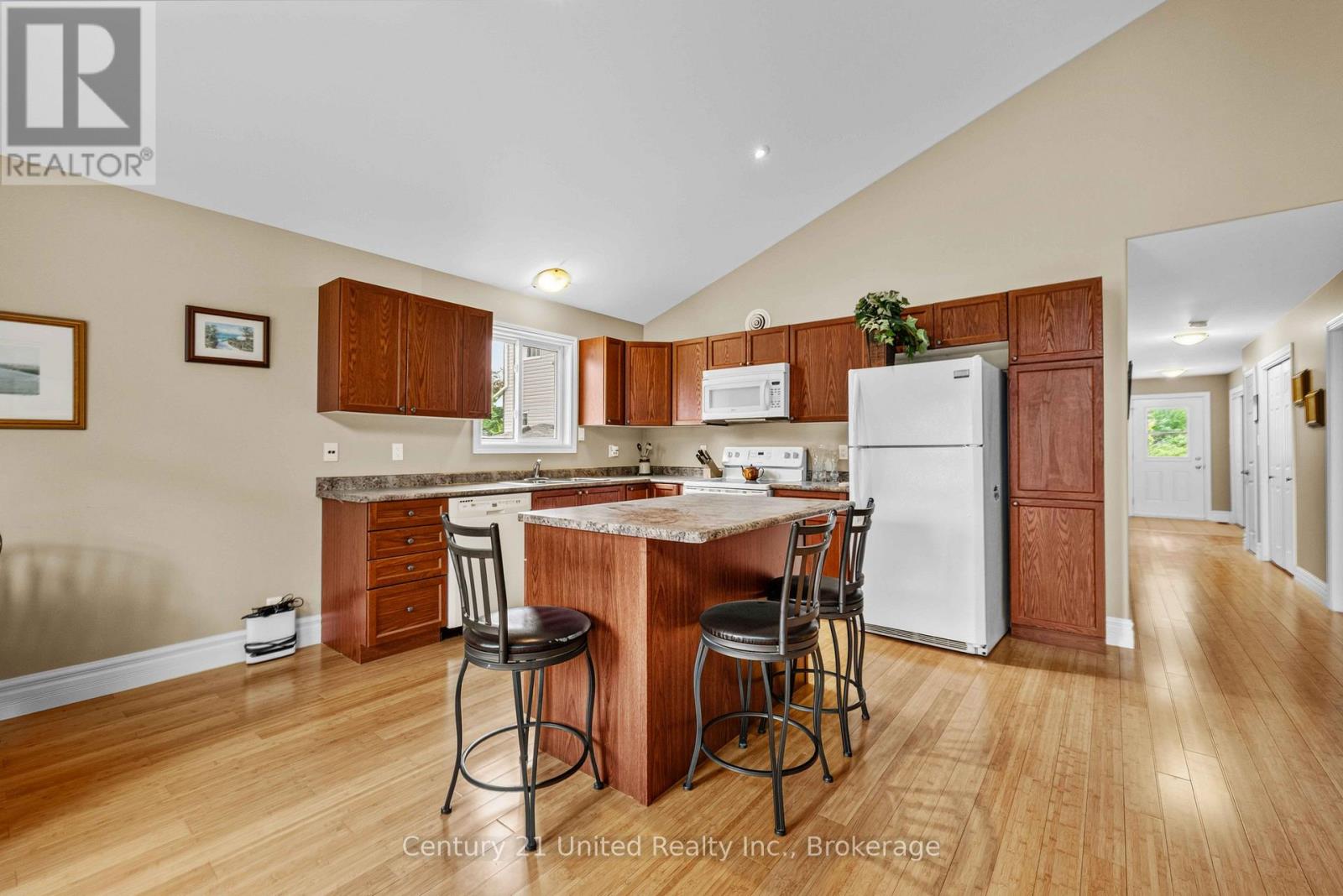 127.5 ADELAIDE STREET S - 8