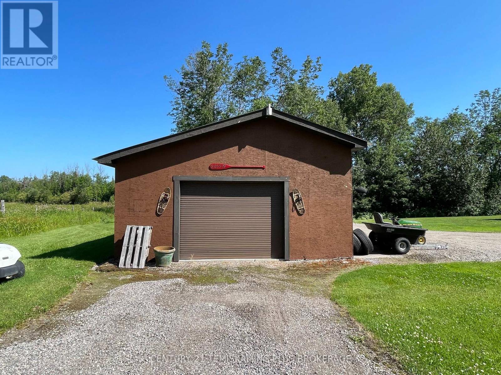 805519 HOOPER ROAD - 11