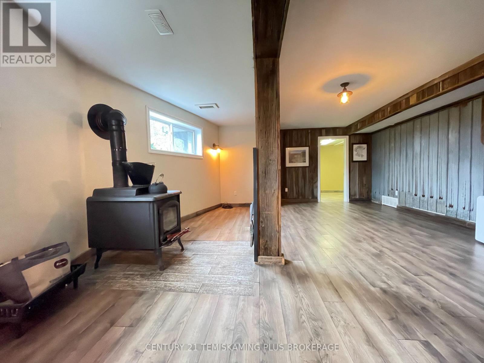 805519 HOOPER ROAD - 35