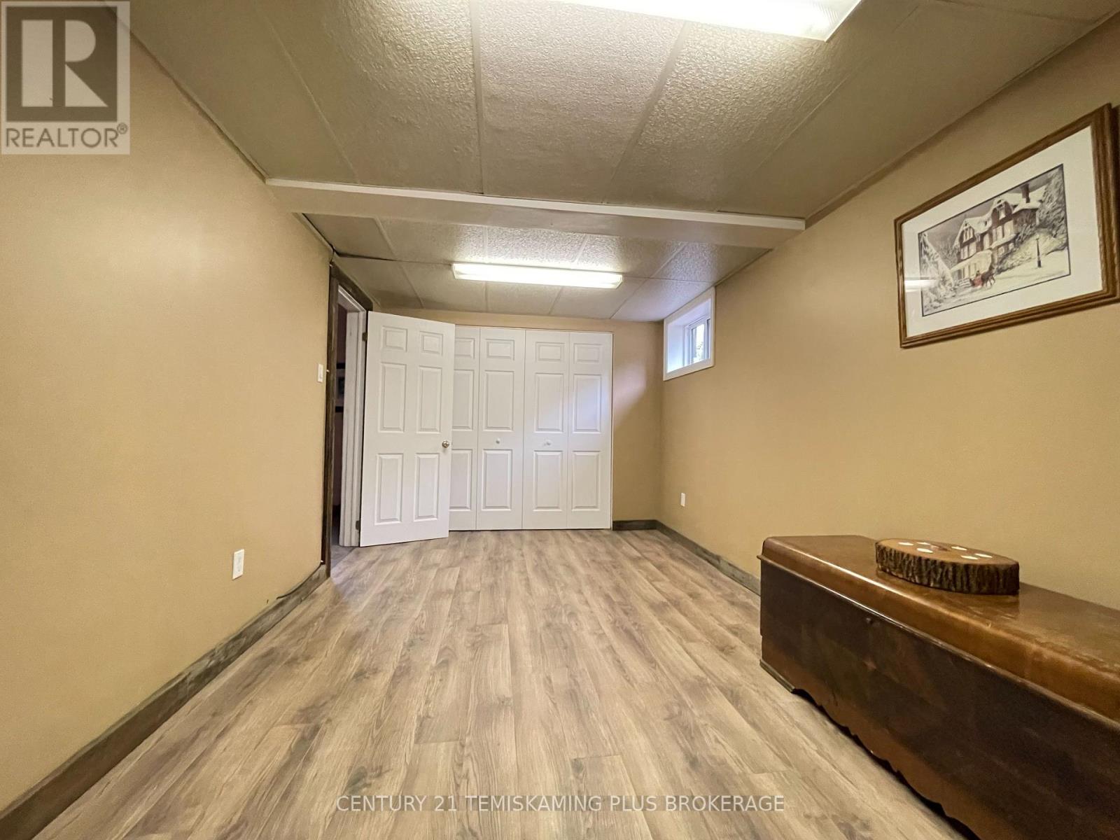 805519 HOOPER ROAD - 39