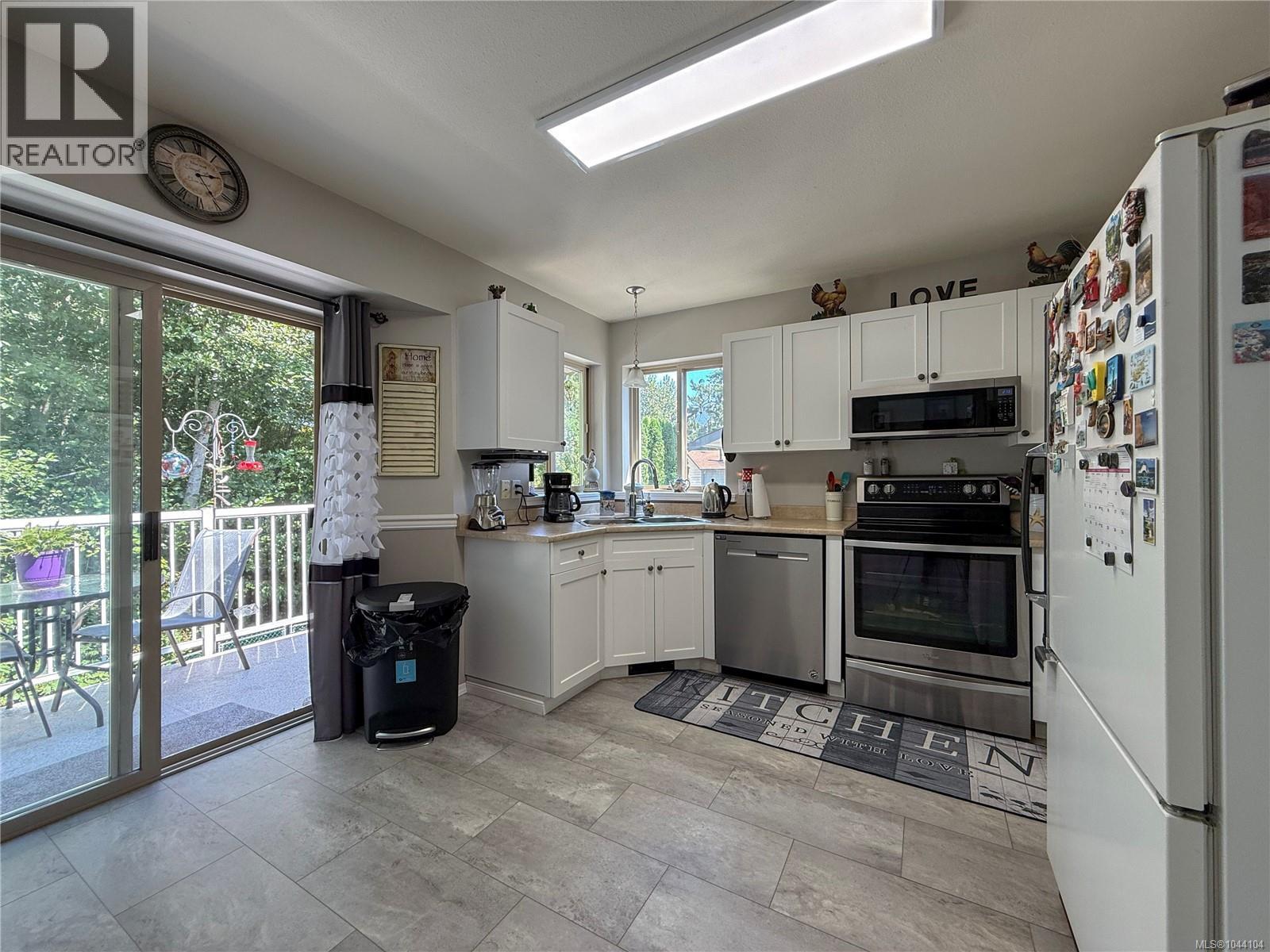 2525 Soderholm Crt - 11