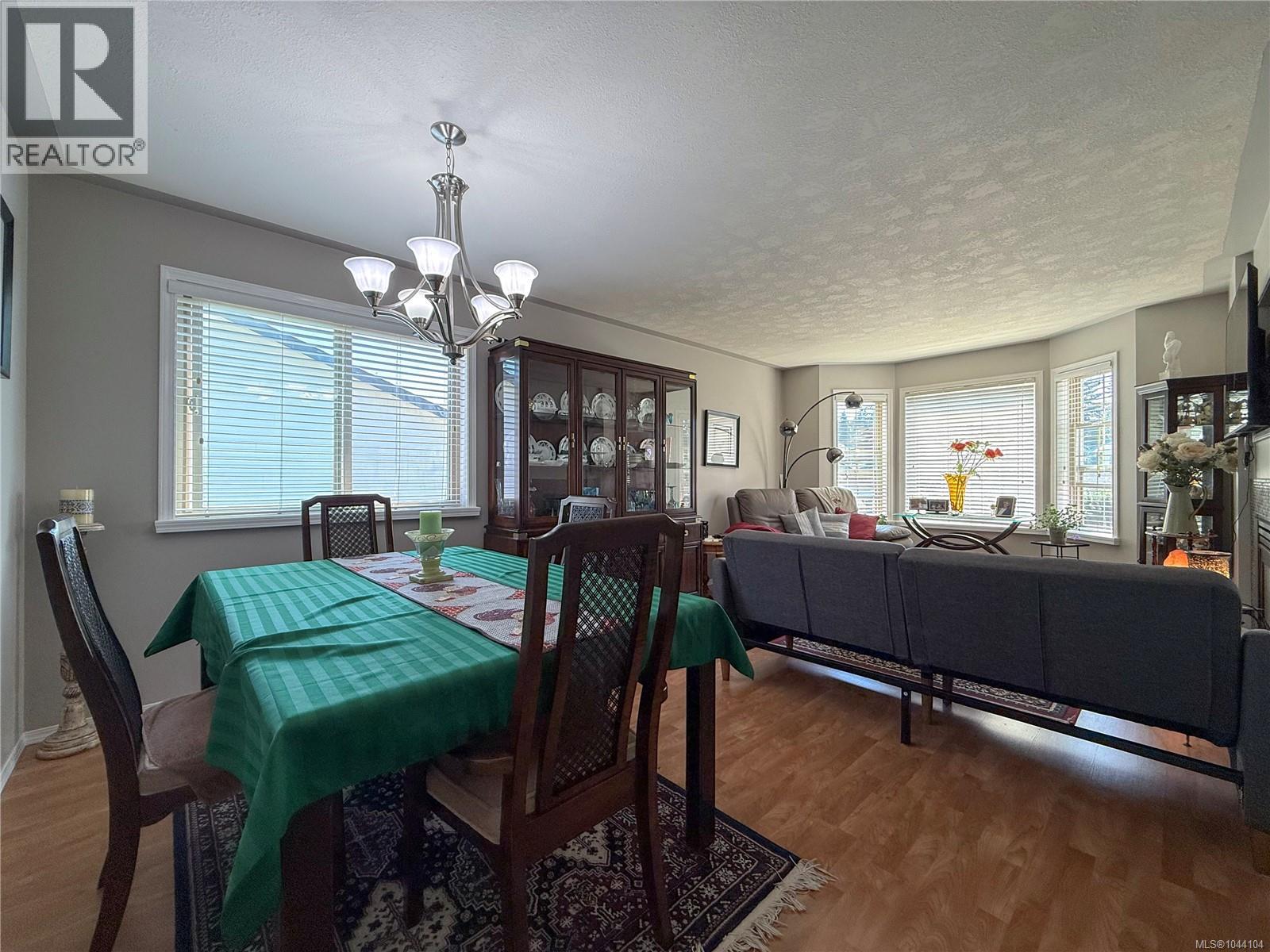 2525 Soderholm Crt - 3
