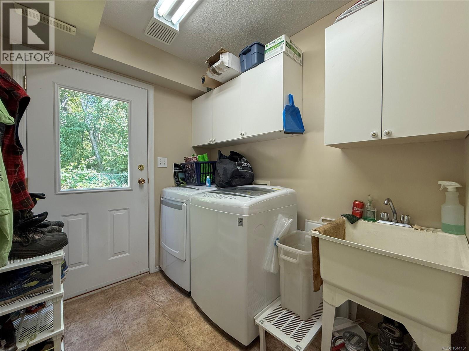 2525 Soderholm Crt - 31