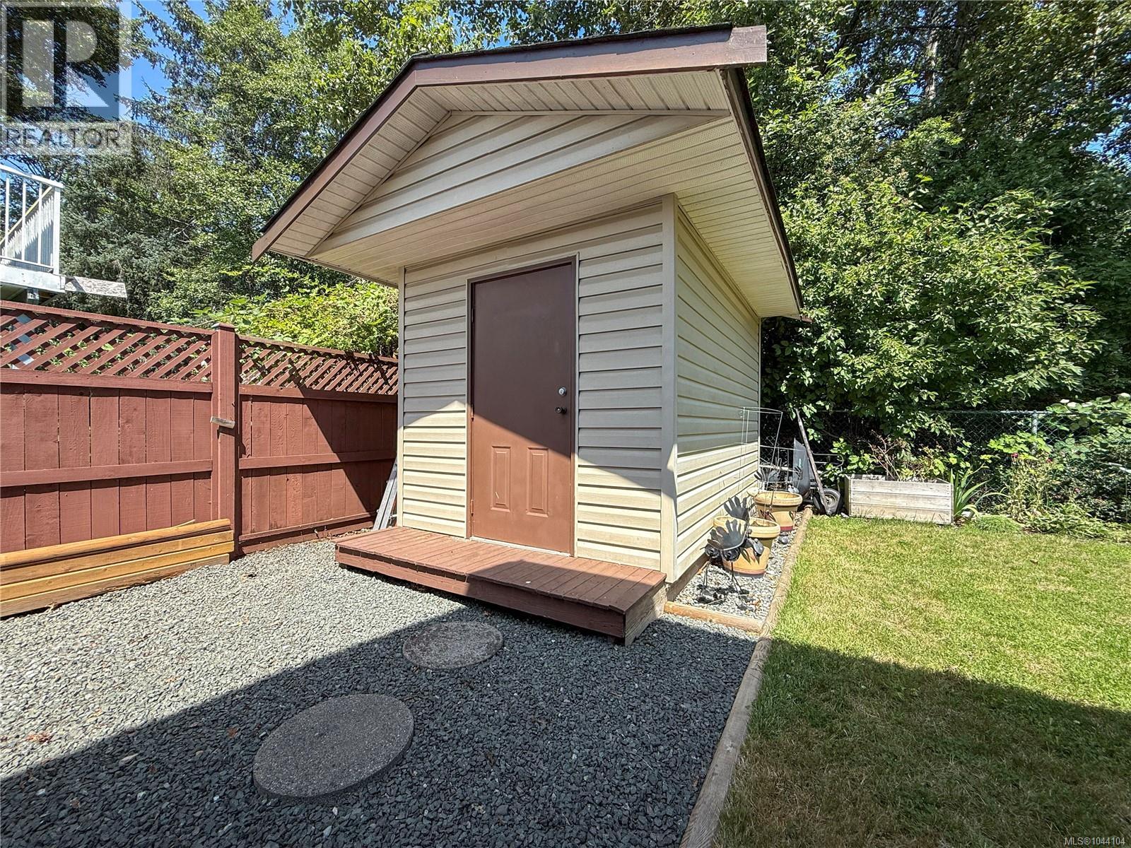 2525 Soderholm Crt - 37