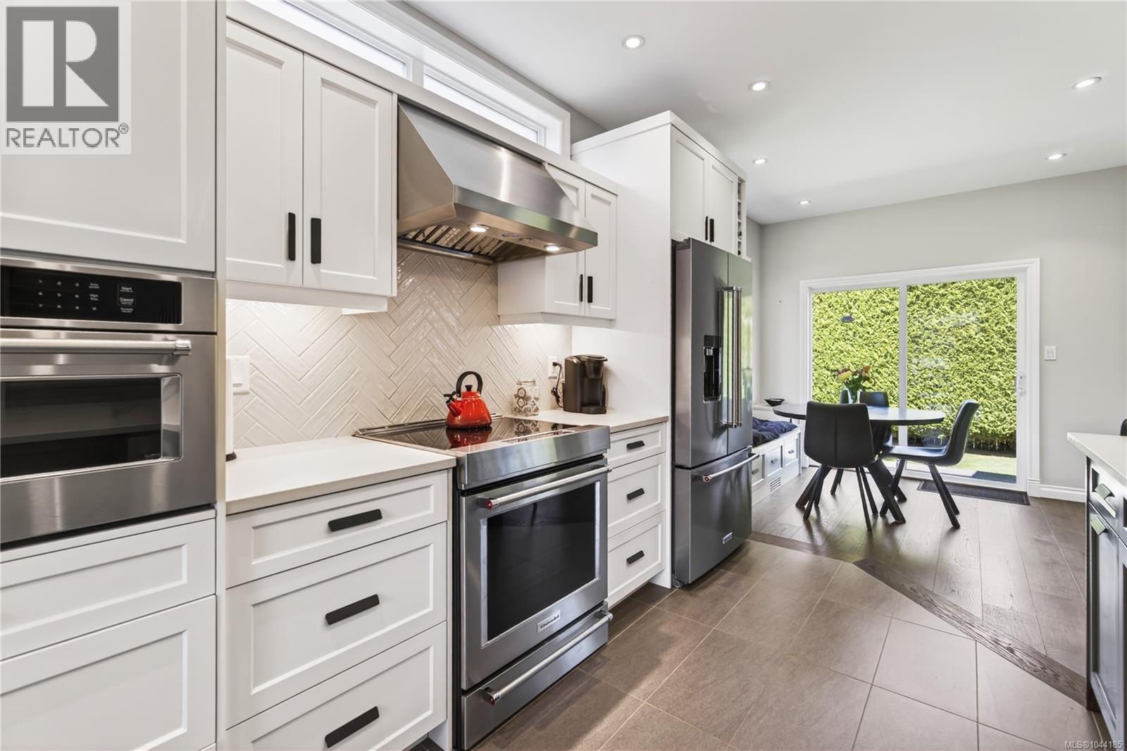 5547 Sunridge Pl - 24