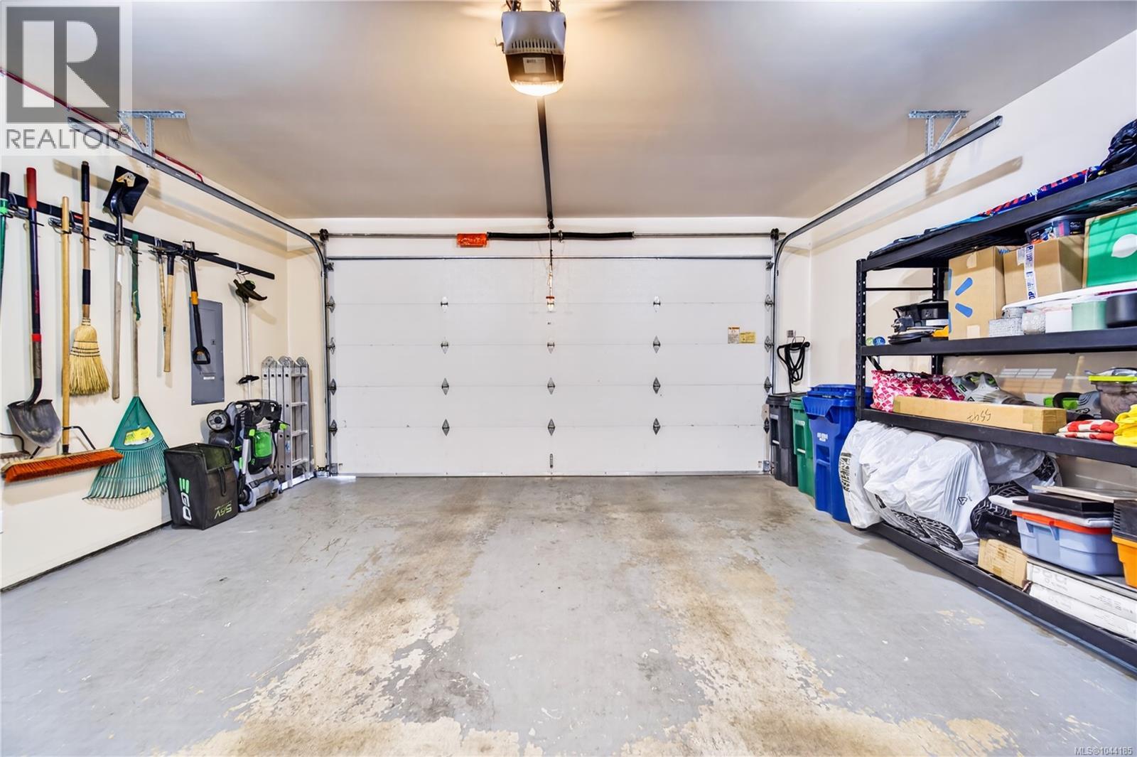5547 Sunridge Pl - 53