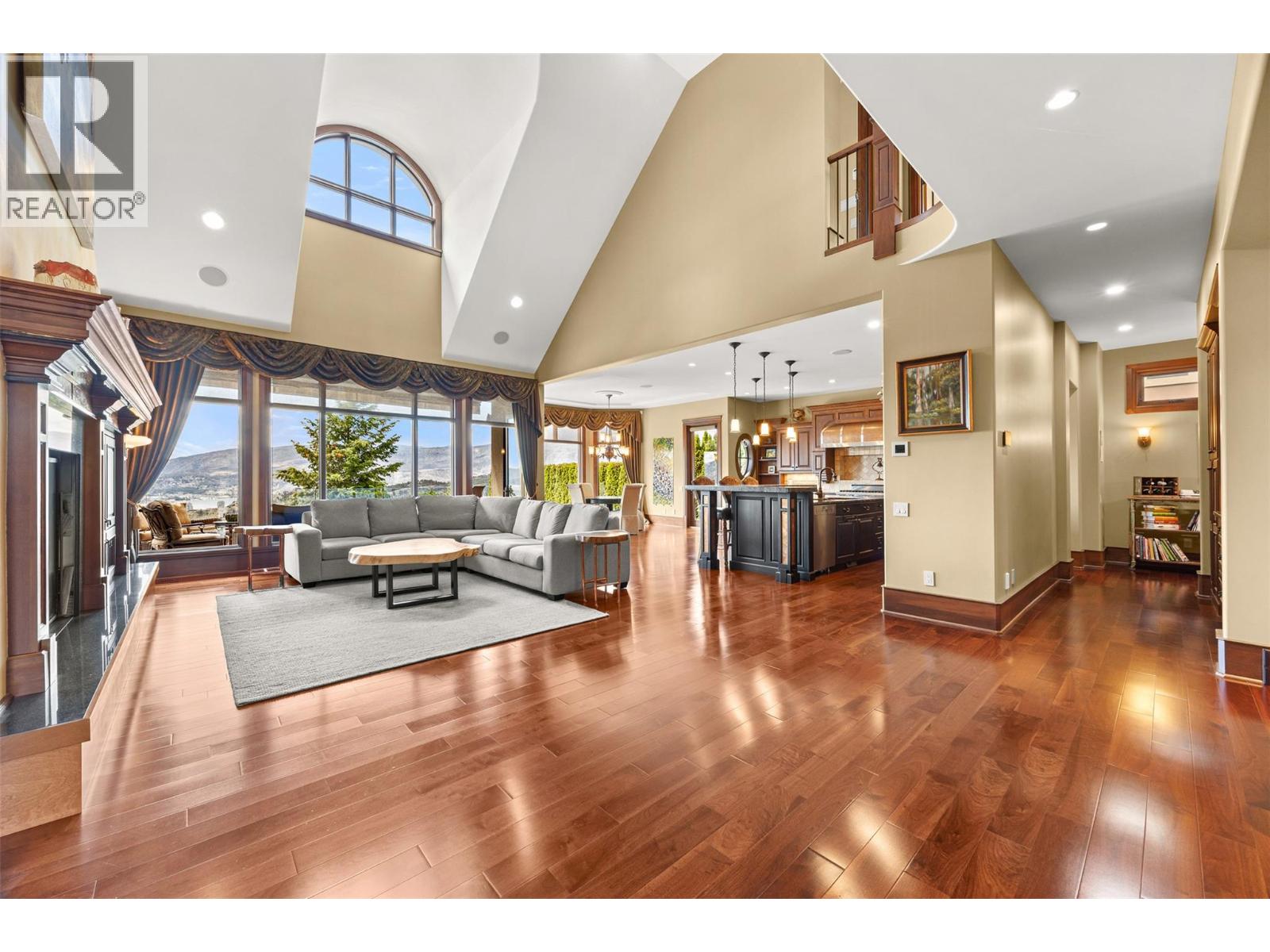  2449 Selkirk Drive, Kelowna