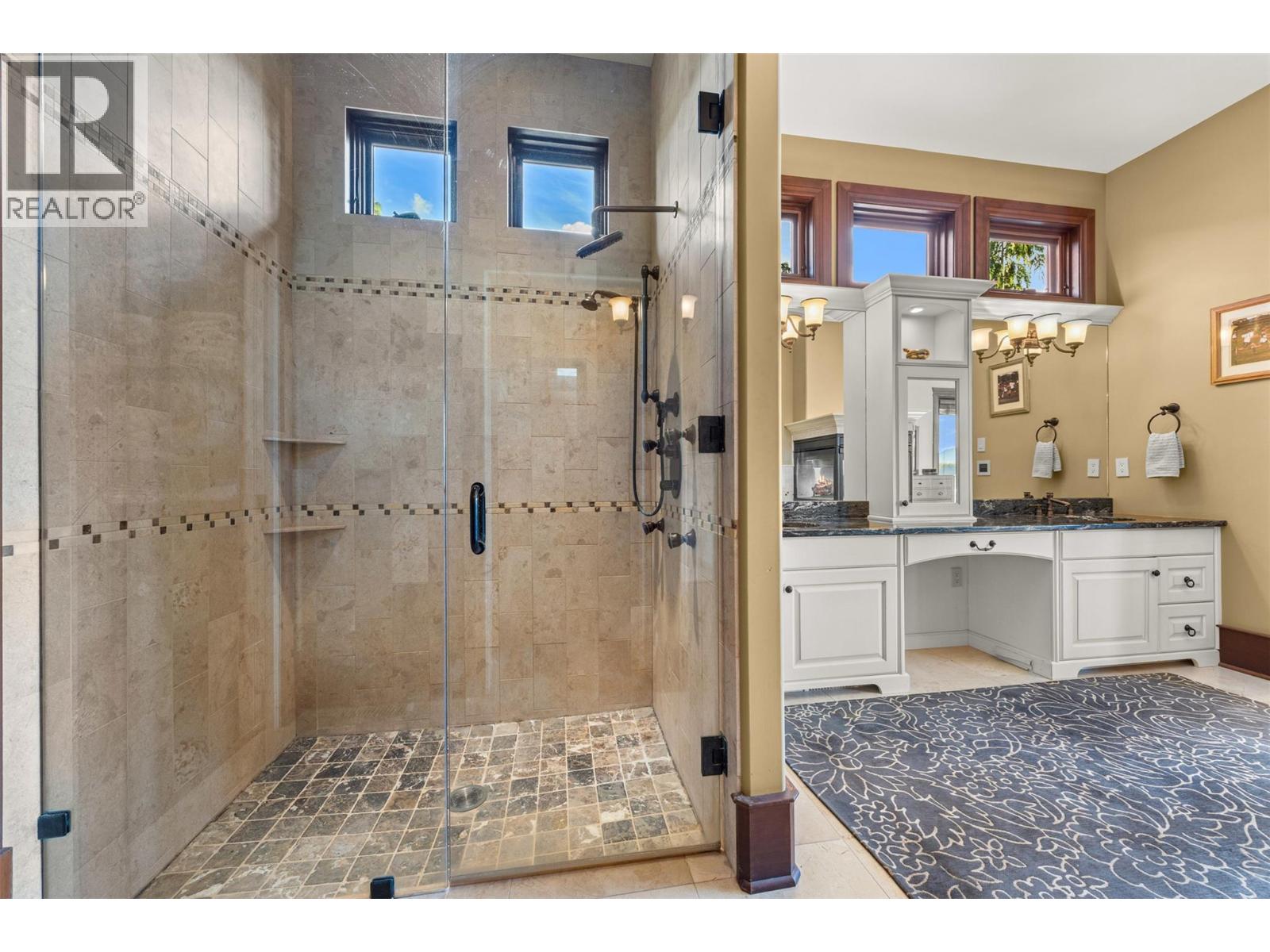  2449 Selkirk Drive, Kelowna