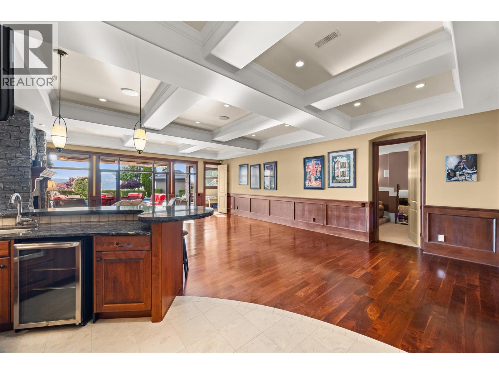  2449 Selkirk Drive, Kelowna