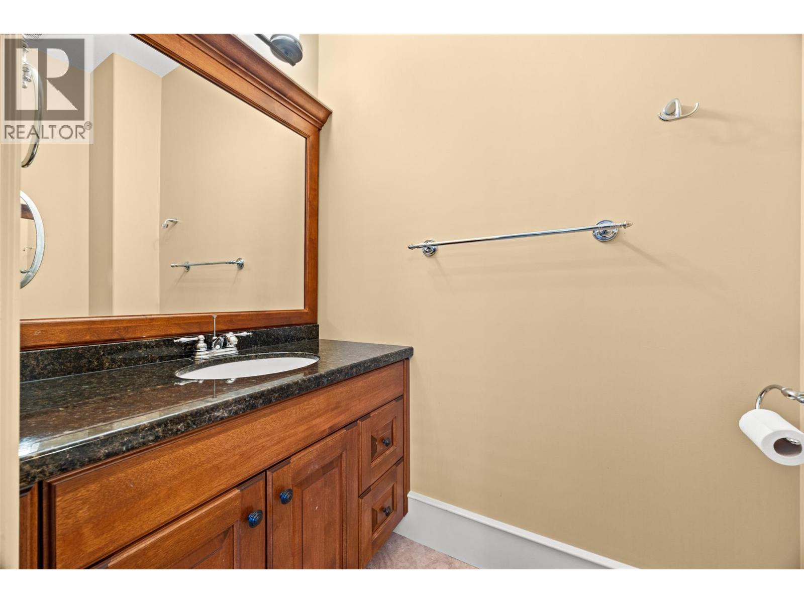  2449 Selkirk Drive, Kelowna