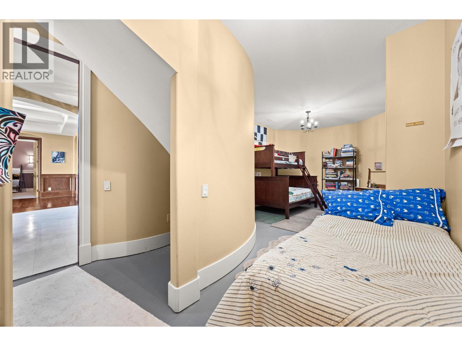  2449 Selkirk Drive, Kelowna