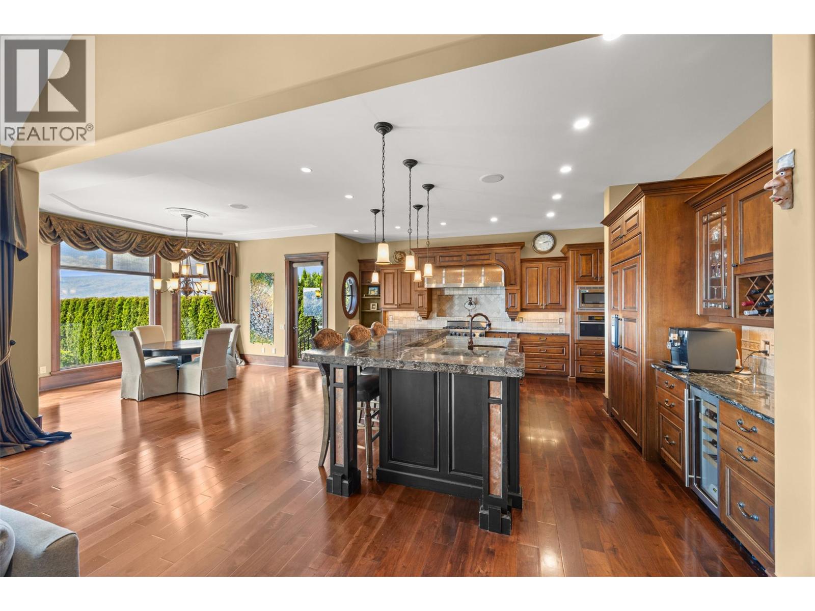  2449 Selkirk Drive, Kelowna
