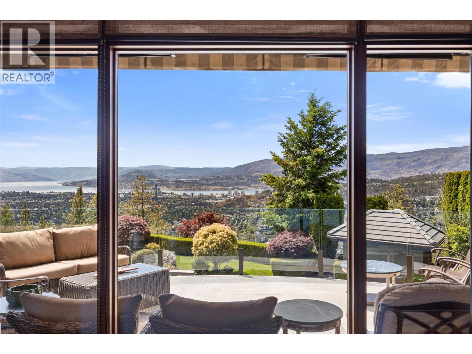  2449 Selkirk Drive, Kelowna