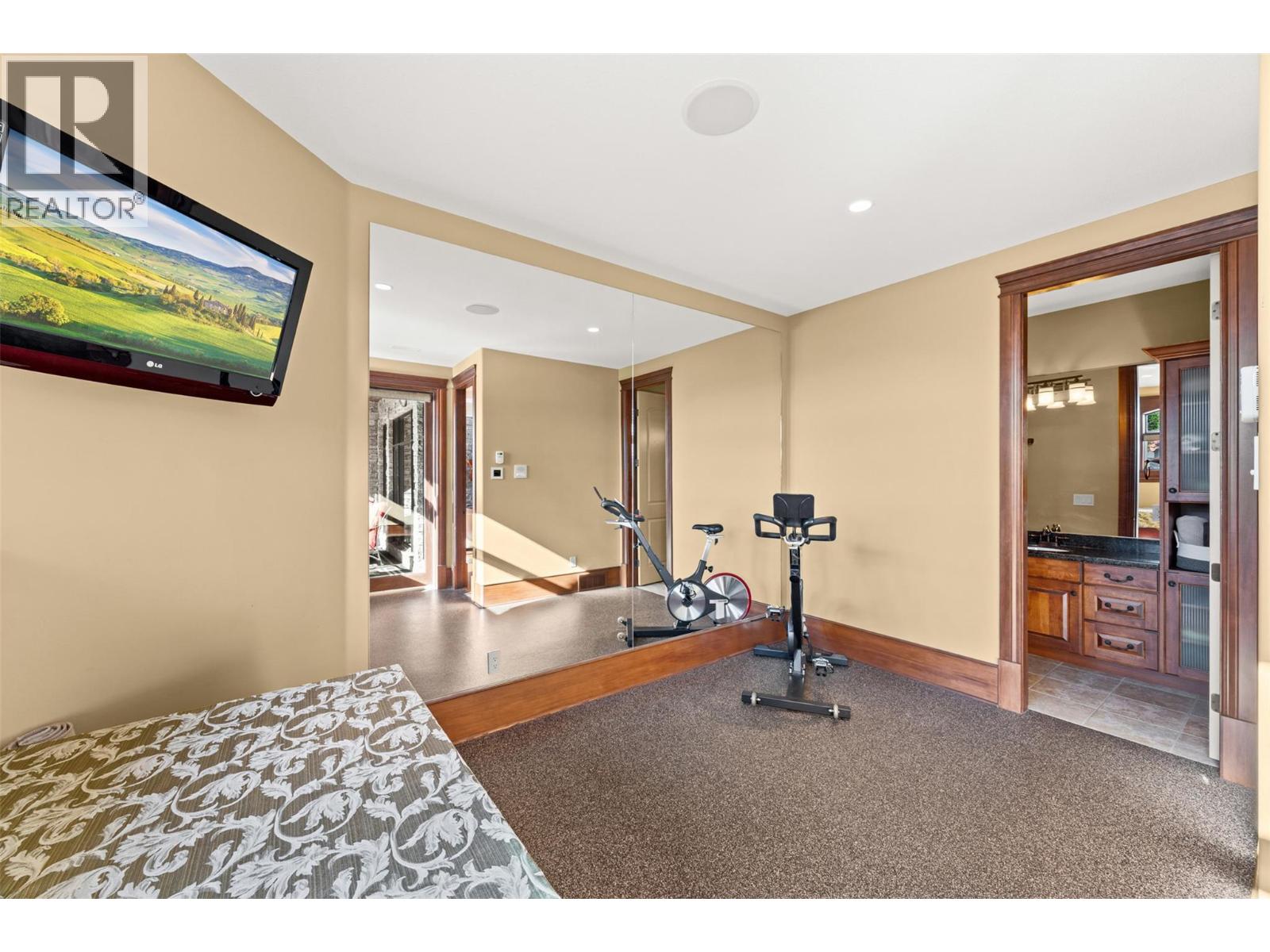 2449 Selkirk Drive - 54