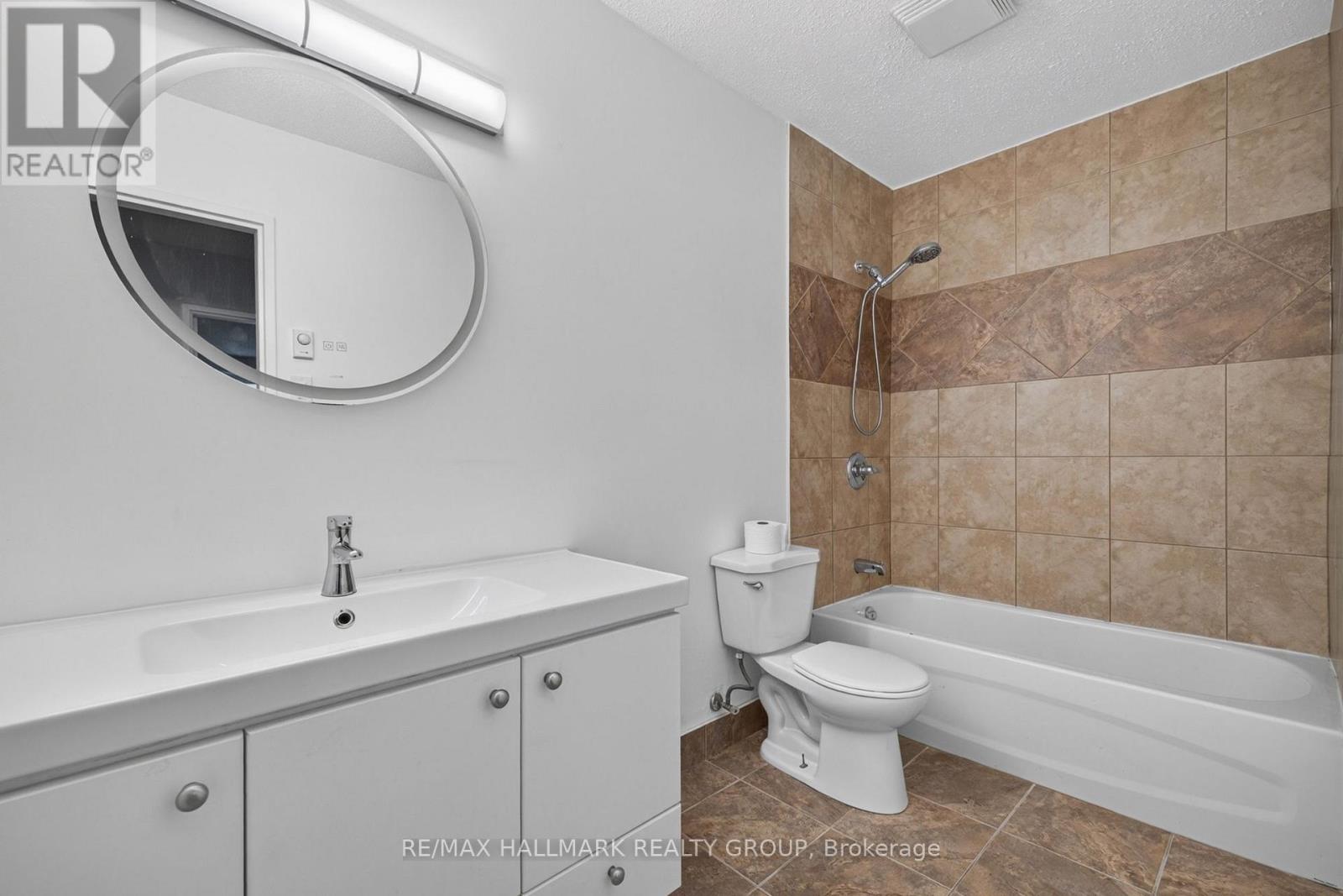 #9J 2080 OGILVIE ROAD - 22