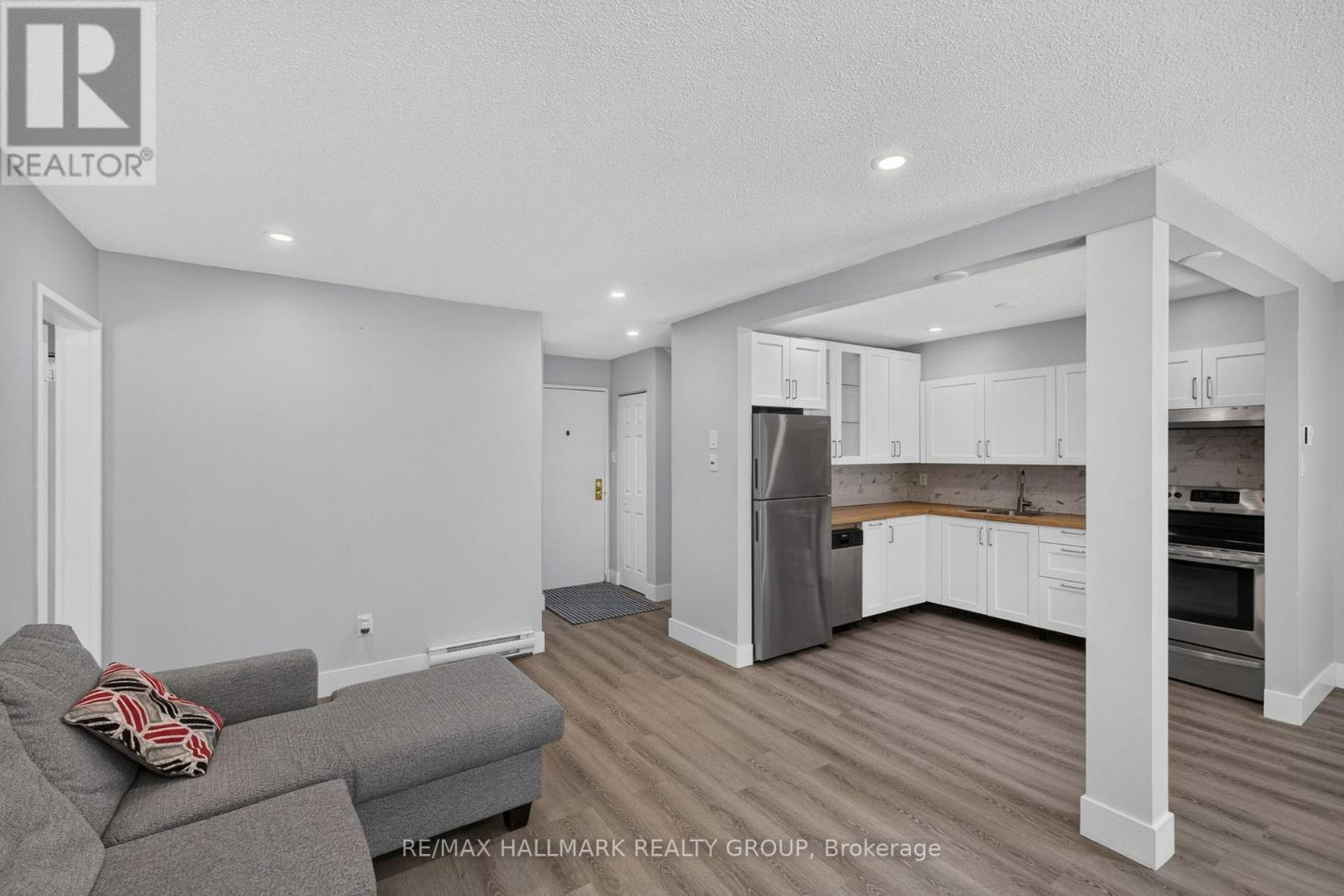 #9J 2080 OGILVIE ROAD - 4