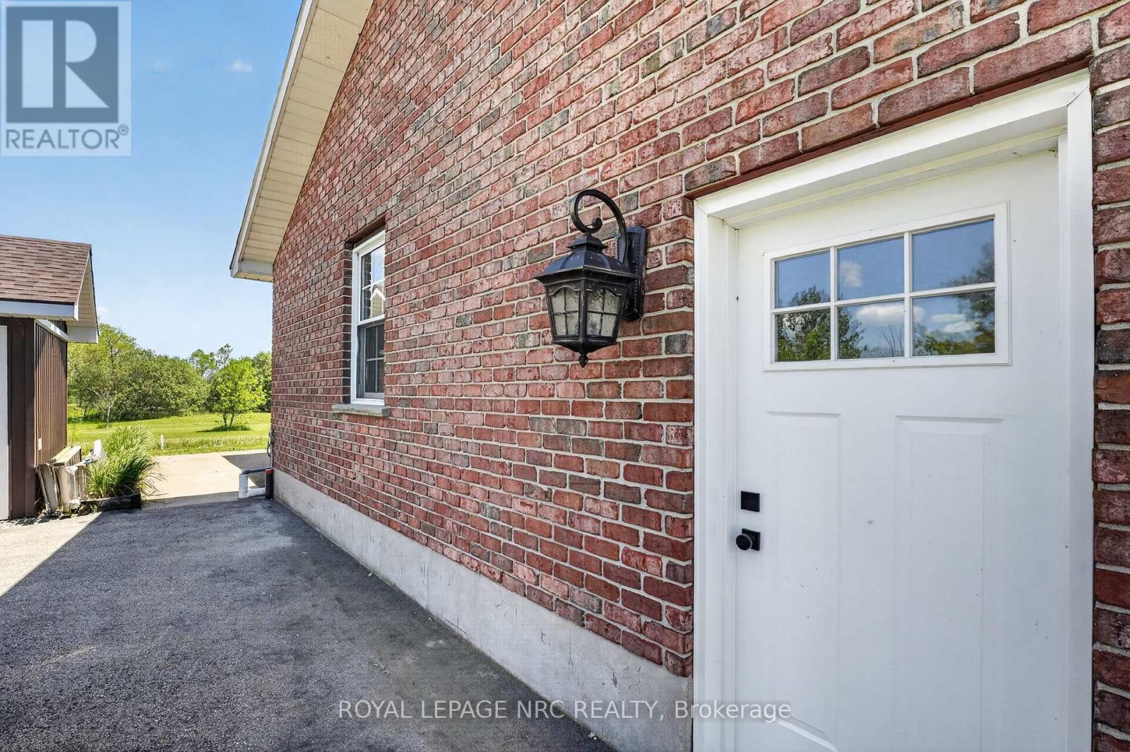1196 HOUSE ROAD - 29