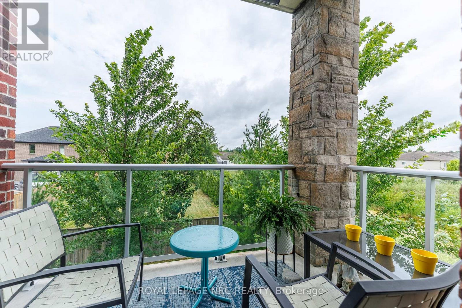 #205 529 SOUTH PELHAM ROAD - 18