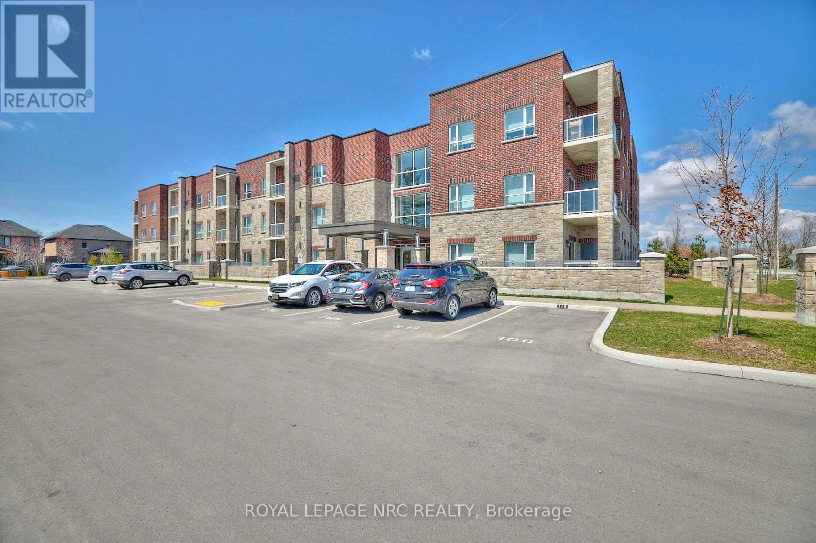 #205 529 SOUTH PELHAM ROAD - 37