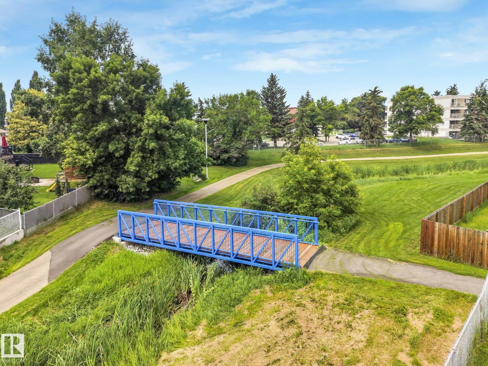 5502 45 ST - 48