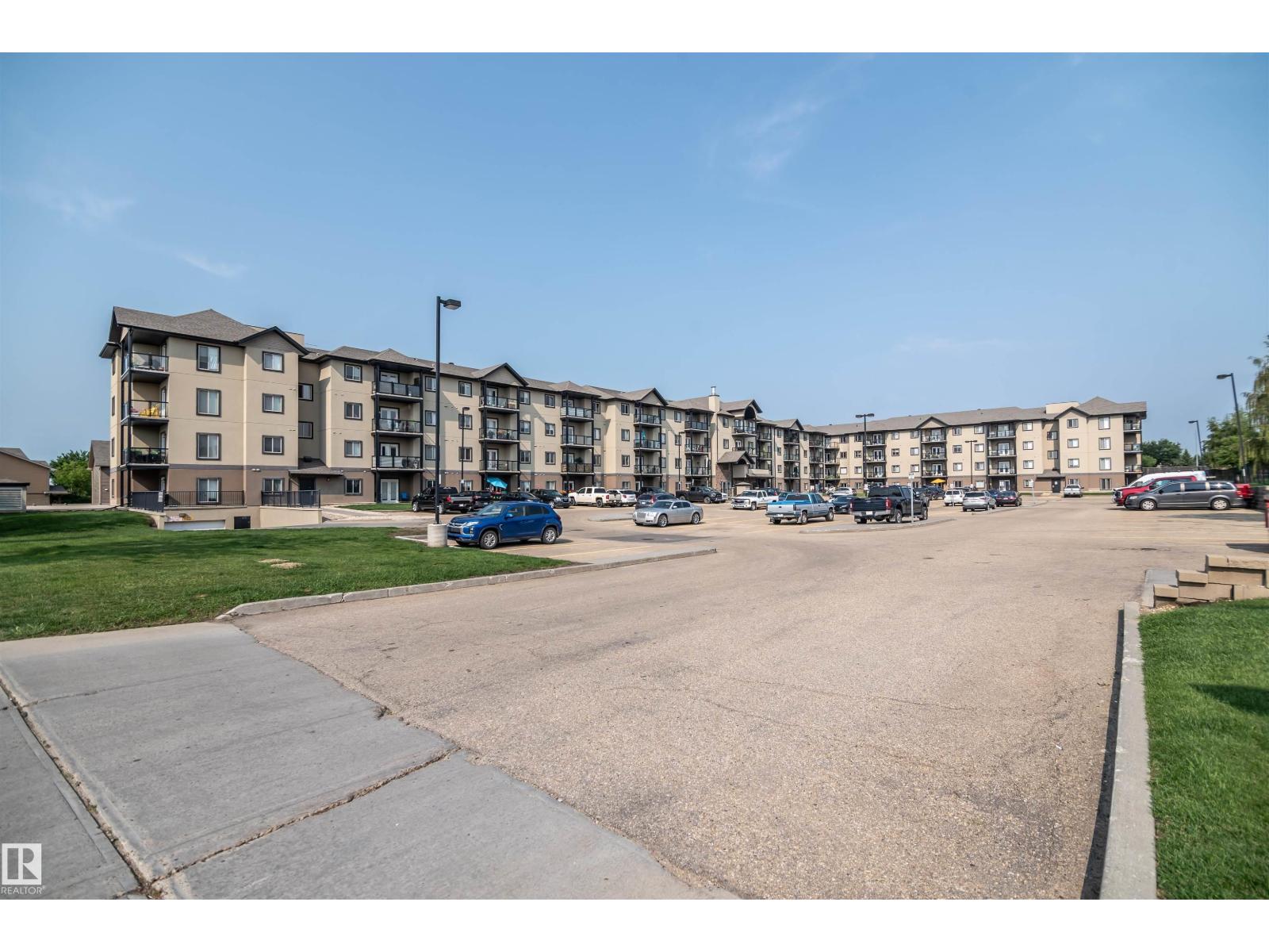 #124 300 SPRUCE RIDGE RD - 47