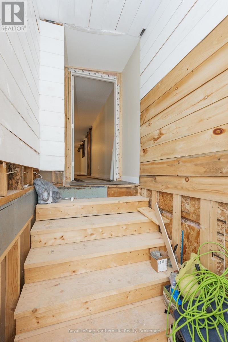 558 NIPISSING STREET - Image 32
