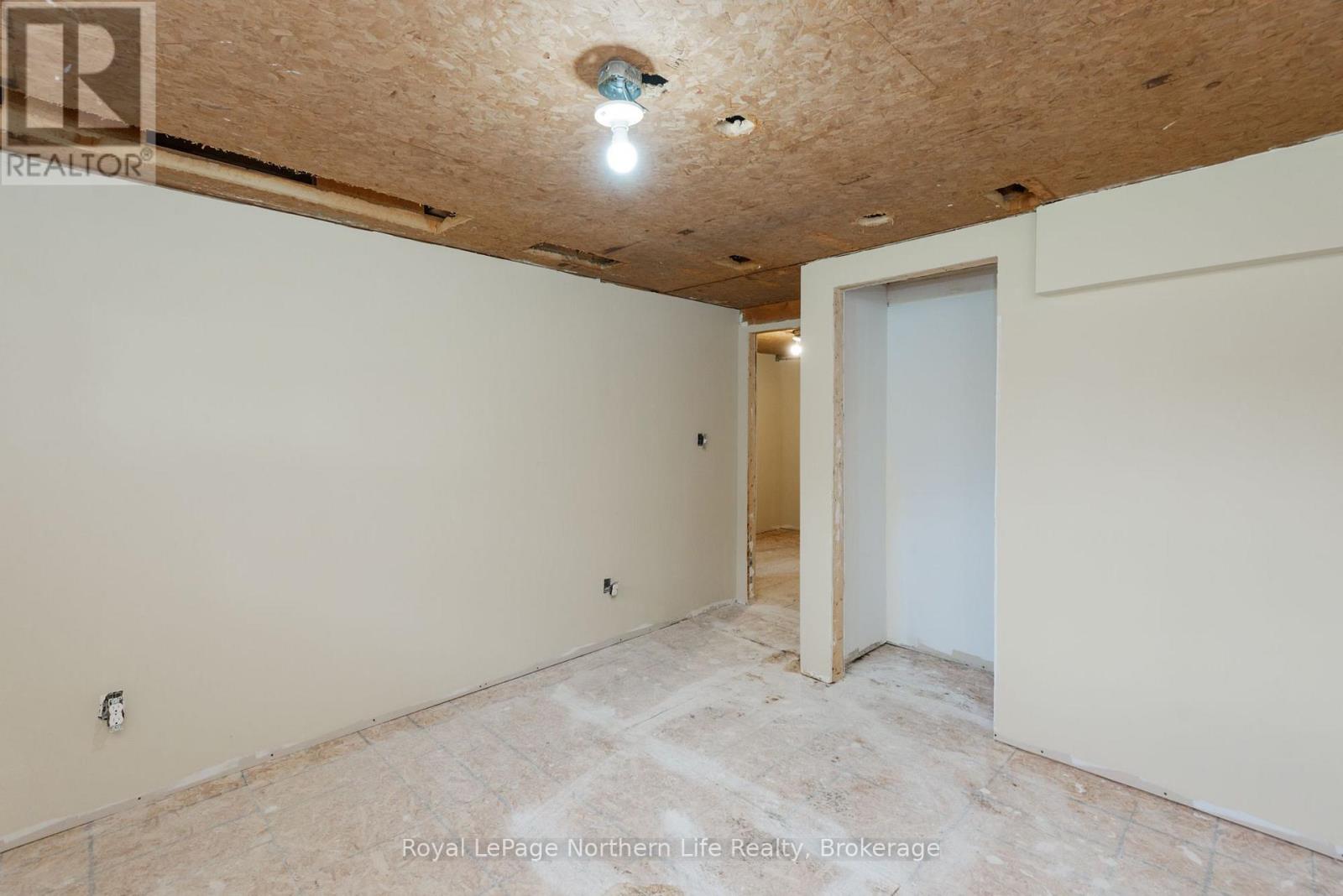 558 NIPISSING STREET - Image 42