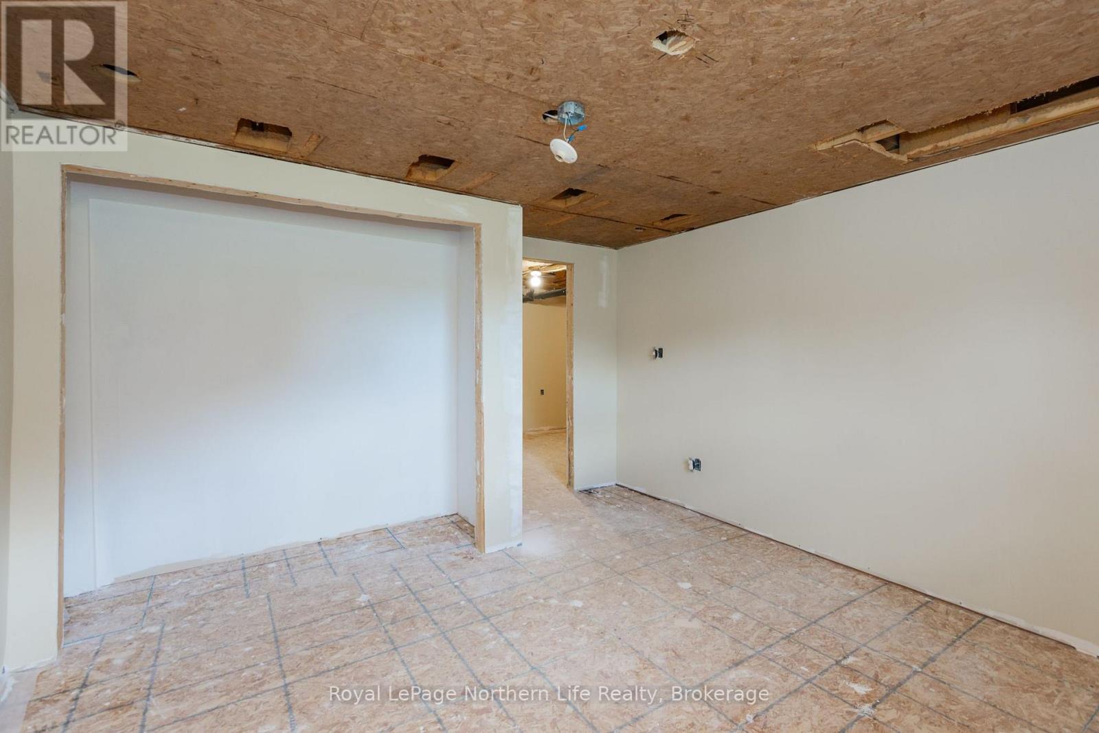 558 NIPISSING STREET - Image 44