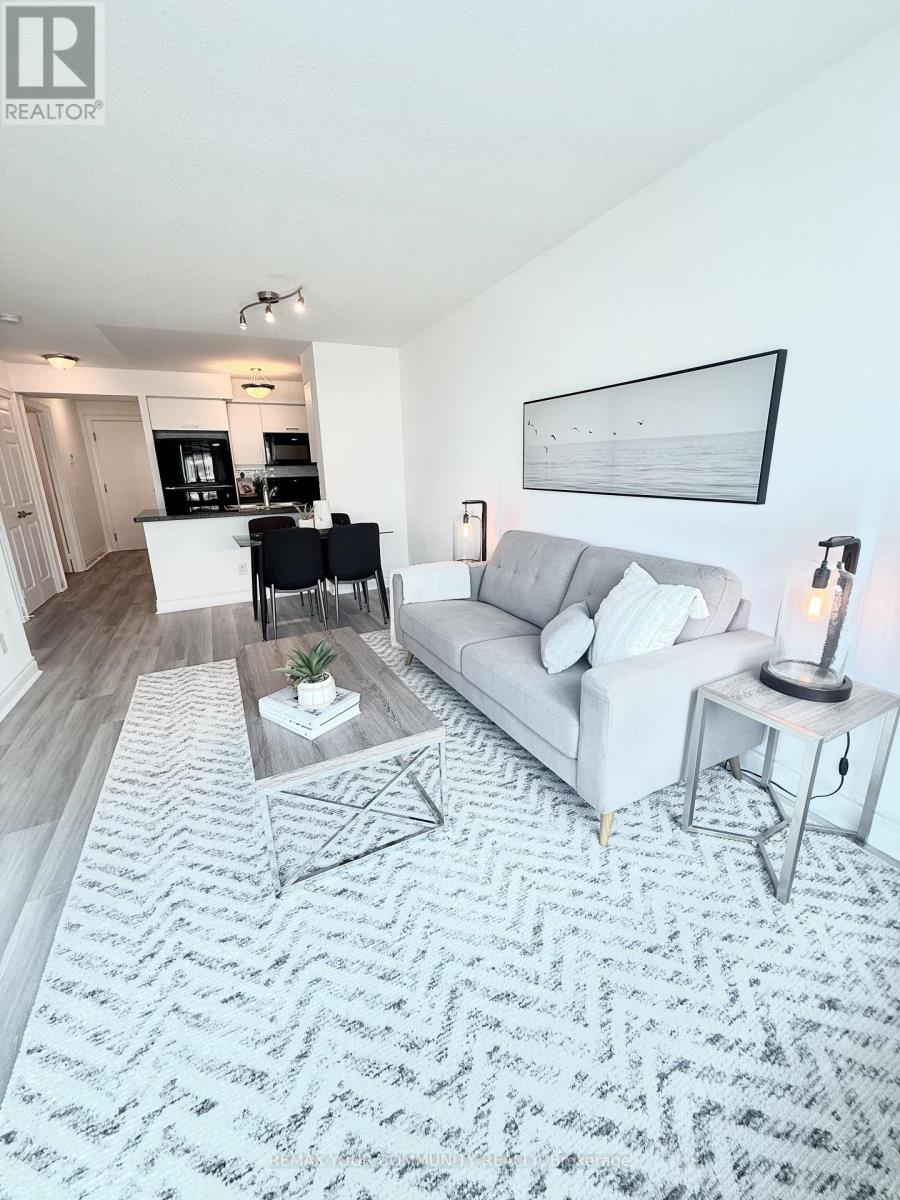 #622 25 GREENVIEW AVENUE - Image 23