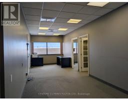 211 - 2913 Kennedy Road, Toronto, ON M1V1S8 Photo 6