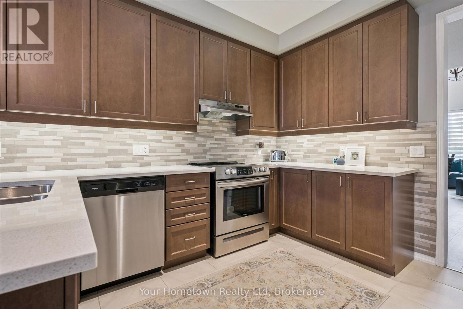 ##5 22 KIRVAN STREET - 11
