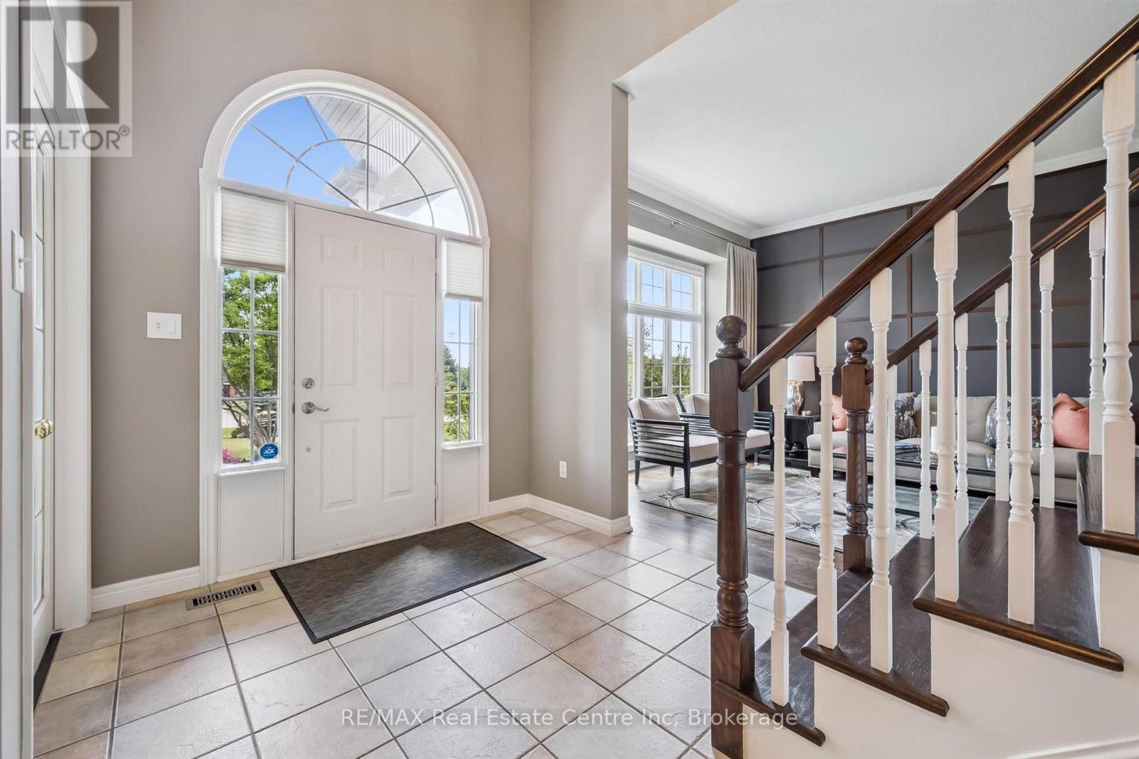 12 TELFER GLEN STREET - 4